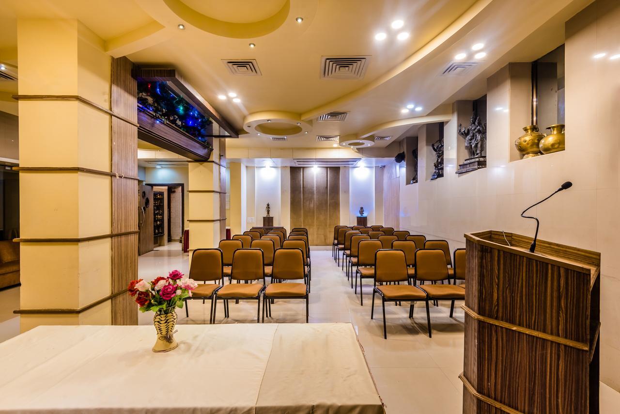 Hotel Panchratna パンベル エクステリア 写真