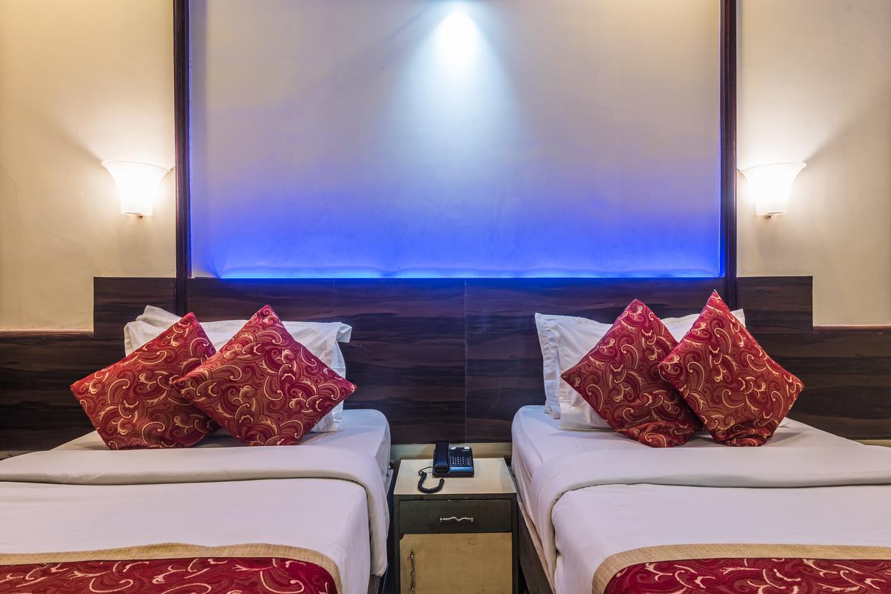 Hotel Panchratna パンベル エクステリア 写真