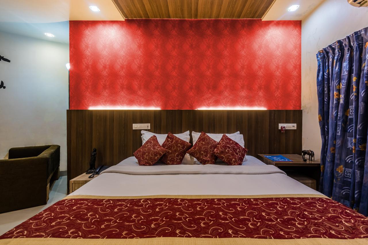 Hotel Panchratna パンベル エクステリア 写真