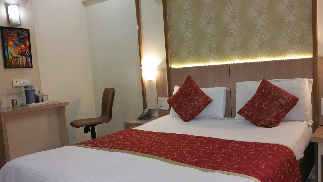 Hotel Panchratna パンベル エクステリア 写真